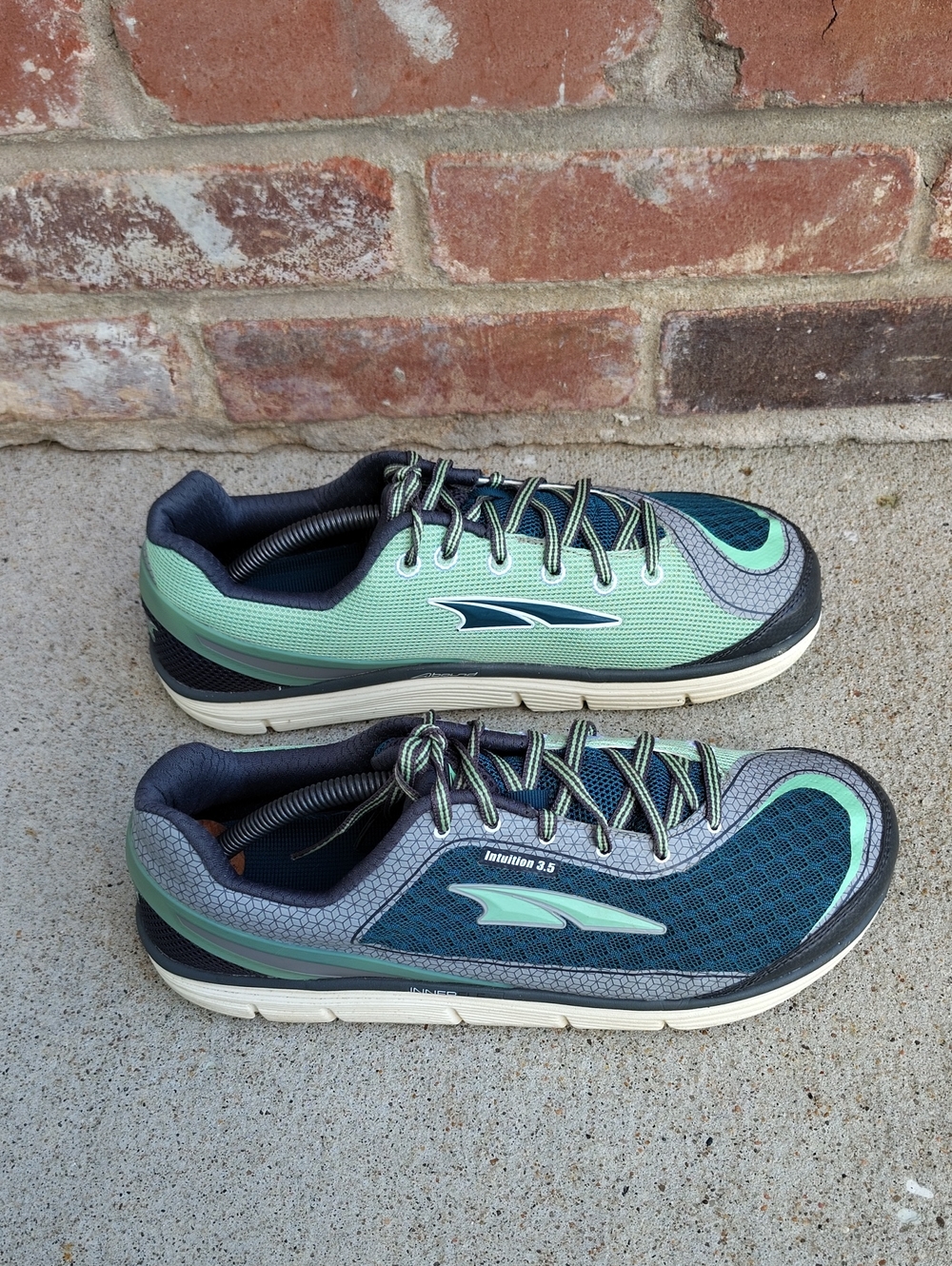 Altra Intuition 3.5 Inner Flex Road Running Athletic Shoes Size 9.5 Lightweight - Picture 2 of 16